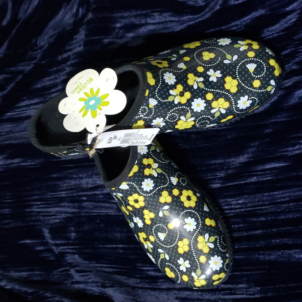 Western Chief rain-garden-anytime clogs🌻